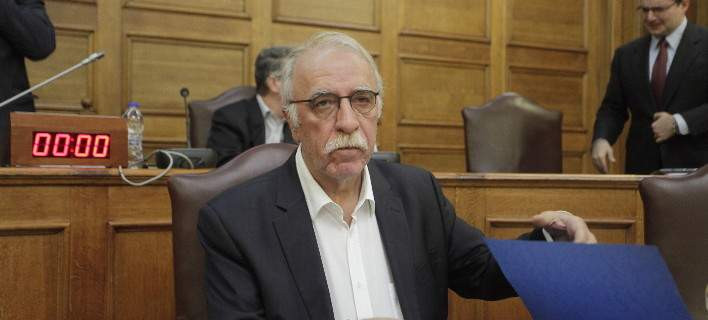 Δ. Βίτσας: «Σύντομα θα ανακοινωθεί το σχέδιο ανασυγκρότησης του στρατεύματος»